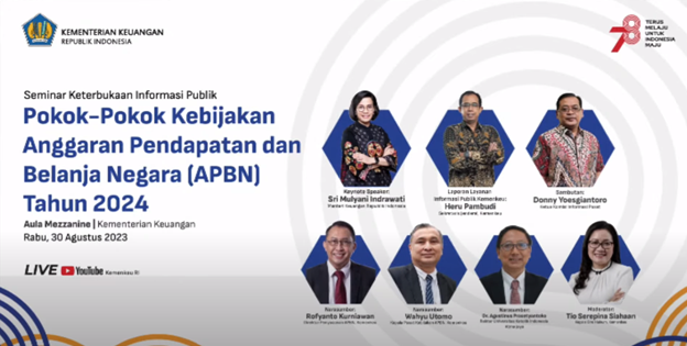 Suasana workshop di ruang sidang